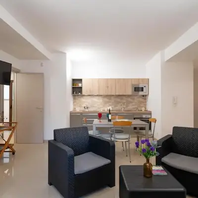 GuestHost - Catania Historic Center Modern Apt