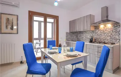 Cucina o angolo cottura di 1 Bedroom Cozy Apartment In Siracusa