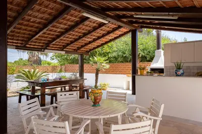 Balcone o terrazza di Villa Dema, sea front & beach 20 mt