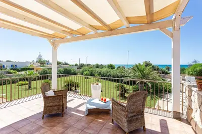 Balcone o terrazza di Villa Clara Ispica by Villa Plus