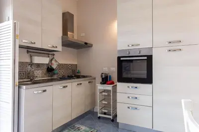 Cucina o angolo cottura di Villa Indaco by Villa Plus