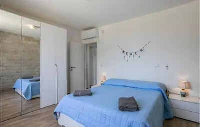 Letto o letti in una camera di Awesome Home In Pachino With Kitchen