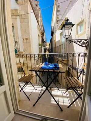 Balcone o terrazza di Residence Le Tre Grazie - Appartamento Tàlia