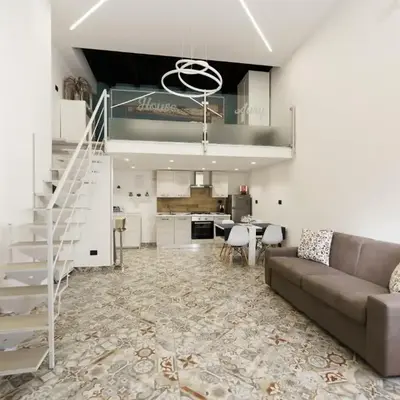 House Aury