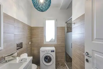 Bagno di Villa Arancio by Villa Plus