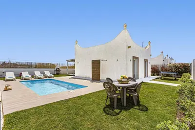 Piscina di Villa Arancio by Villa Plus o nelle vicinanze