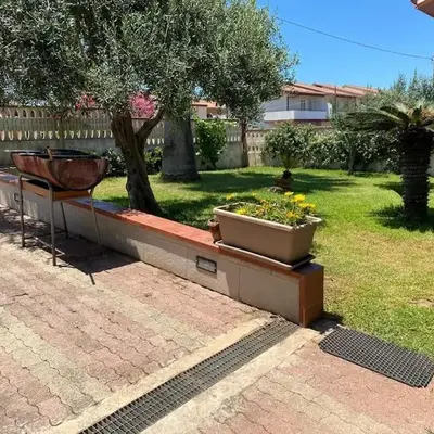 VILLA LARA 600 METRI DAL MARE