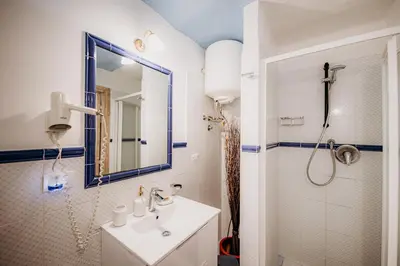 Bagno di Case vacanze vista mare