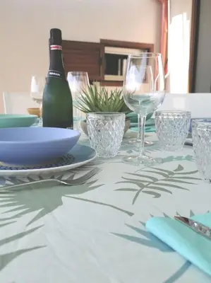 Bevande di Esperienza Luxury fronte mare con piscina
