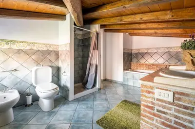 Bagno di {Villa Jacuzzi Privata}sul mare di Fontane Bianche