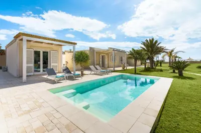 Piscina di Azulea o nelle vicinanze