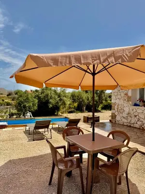 Piscina di La piccola dimora o nelle vicinanze