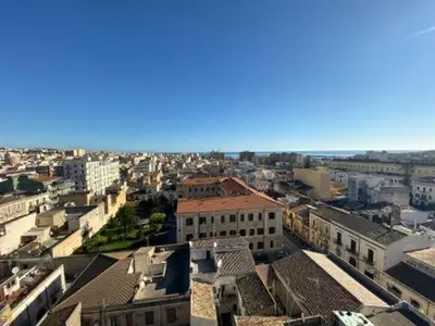 Vista generica su Siracusa o vista sulla città dall'interno dell'appartamento