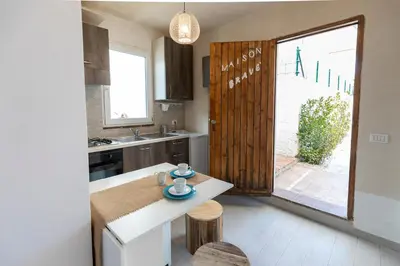 Cucina o angolo cottura di Maison Bravè a due passi dal mare