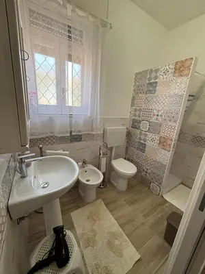 Bagno di Paradise by the Sea