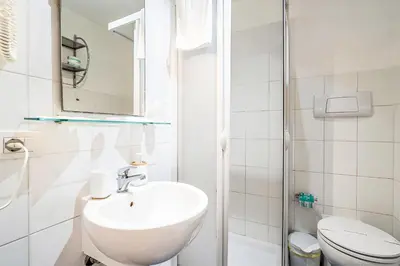 Bagno di HOTIDAY Ortigia Opera