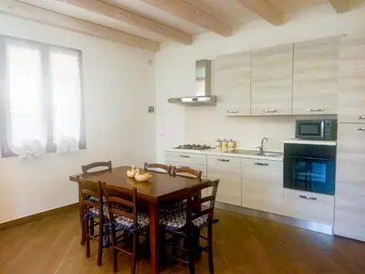 Cucina o angolo cottura di Villa La Sosta - 150m dal mare - Patio Privato e Areal Relax