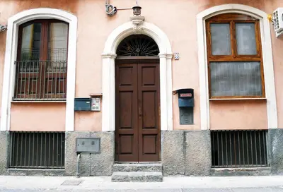 Facciata o entrata di NINETTI GUEST HOUSE - Apt CENTRO STORICO-500m dal Duomo